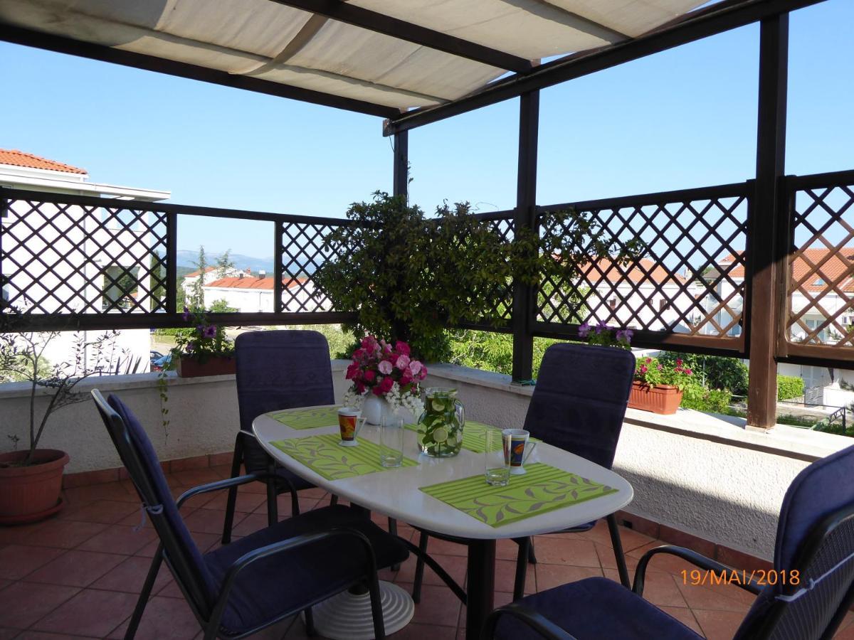 Dubasnica Apartment *