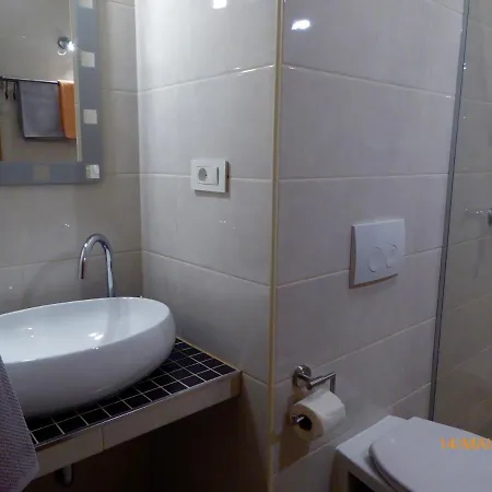Apartmani Dubasnica Malinska Exterior foto
